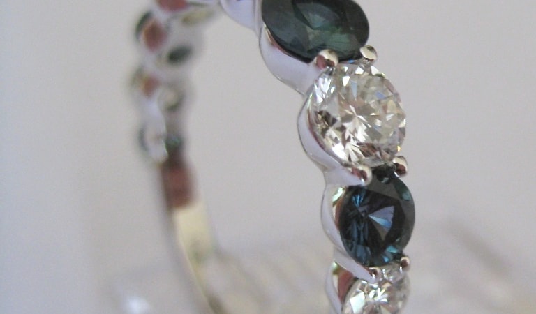 Alternating Sapphire Diamond Custom Wedding Band Alternating Sapphire Diamond Custom Wedding Band