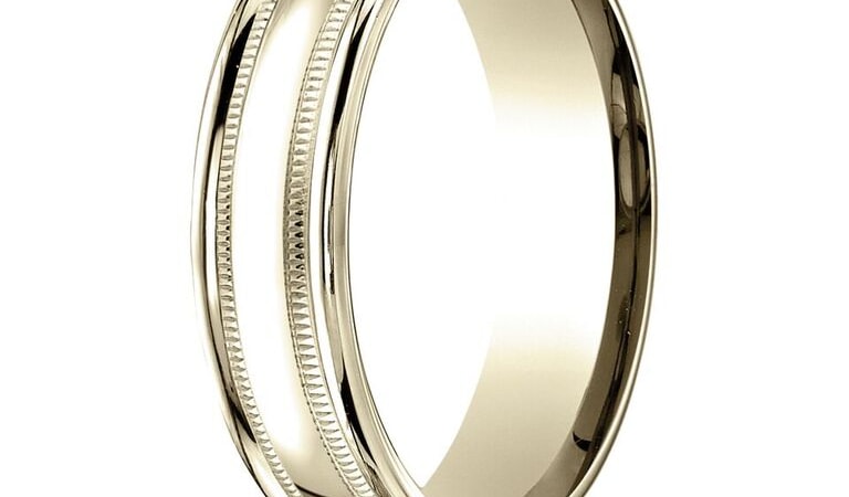 Yellow Gold Grooved Mens Wedding Band with Beveled Edges Yellow Gold Grooved Mens Wedding Band with Beveled Edges