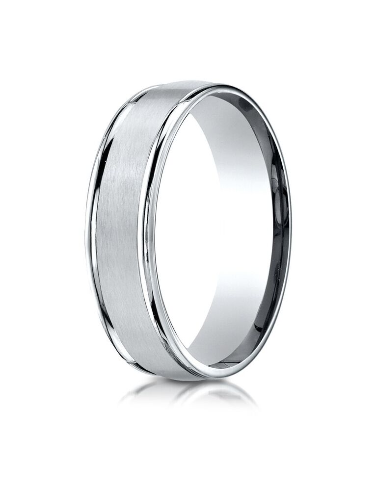 Grooved White Gold Mens Wedding Band 